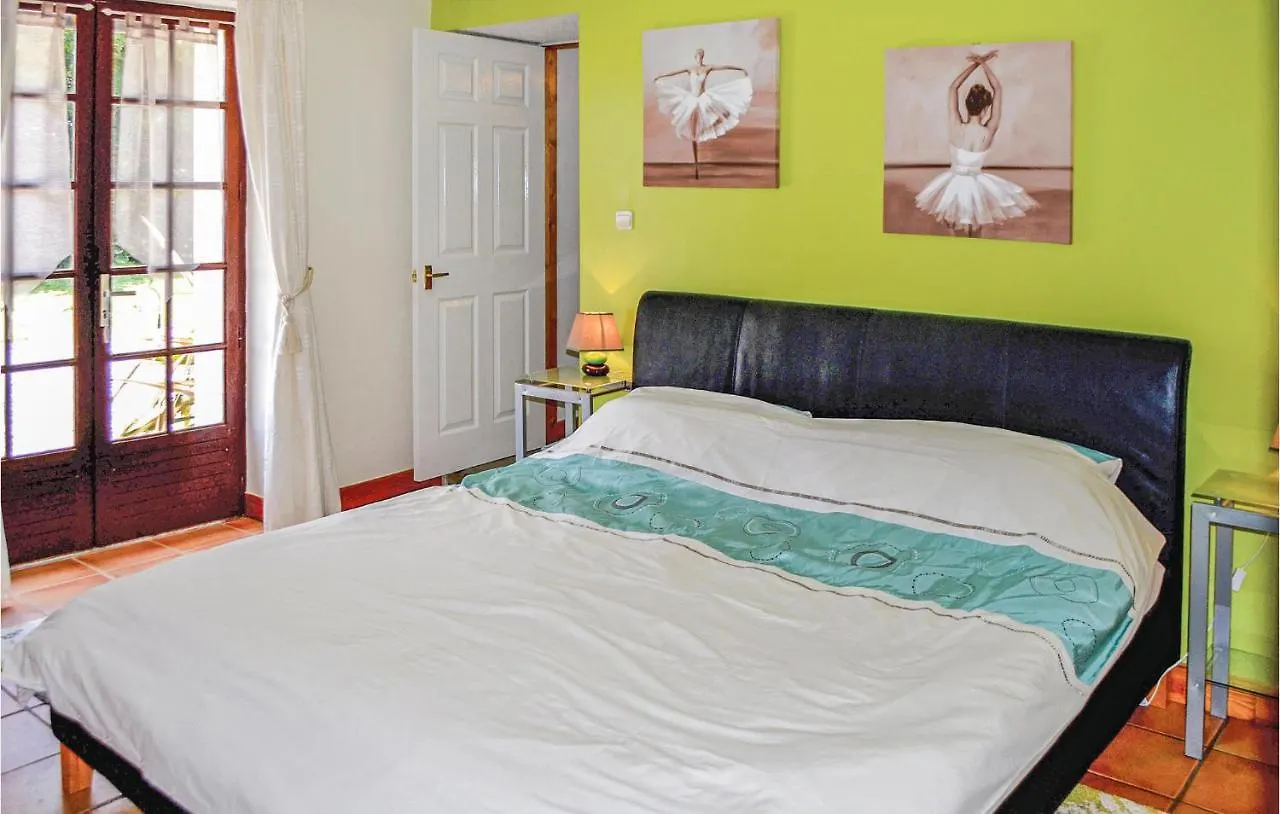 3 Bedroom Lovely Home In Poullaouen Kergouach Frankreich